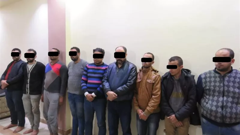 استدعاء ضابط التحريات فى واقعة ضبط تشكيل عصابى انتحل صفة رجال شرطة بالمعصرة