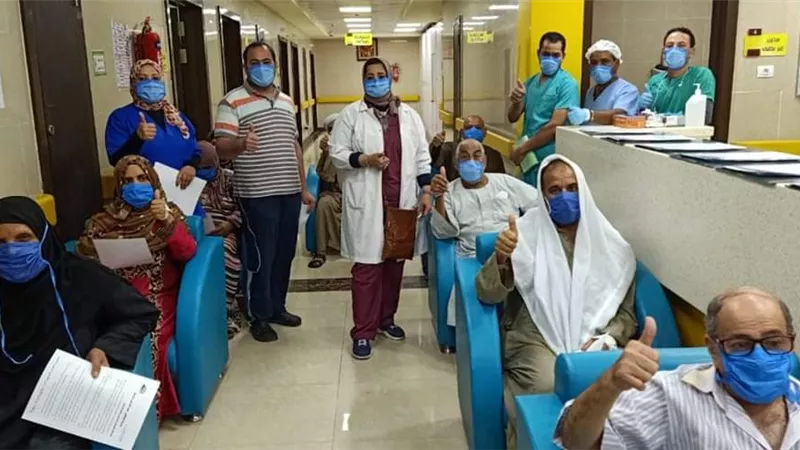 خروج 23 حالة من مستشفى العزل بإسنا جنوب الأقصر بعد تعافيها من فيروس كورونا