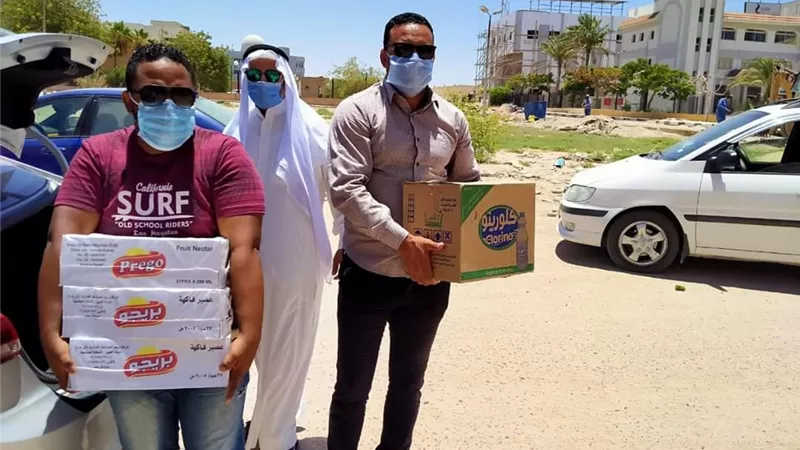 مستقبل وطن يوزع أدوات تعقيم و مواد غذائية علي الحالات المصابة بطور سسيناء