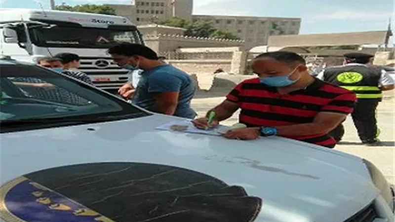 76 الف و900 جنية غرامات فورية لسائقى الشرقية المخالفين لإرتداء الكمامة