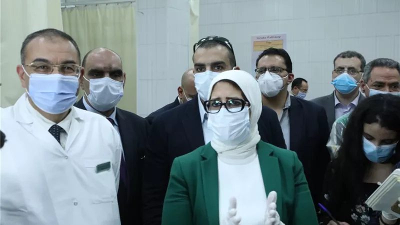 وزيرة الصحة تتفقد مستشفى جمال عبد الناصر بالإسكندرية.. وتشيد بالخدمات الطبية المقدمة للمرضي