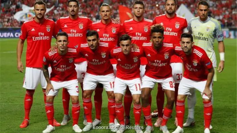 قطبا ميلانو يتأهبان لخطف نجم دفاع بنفيكا