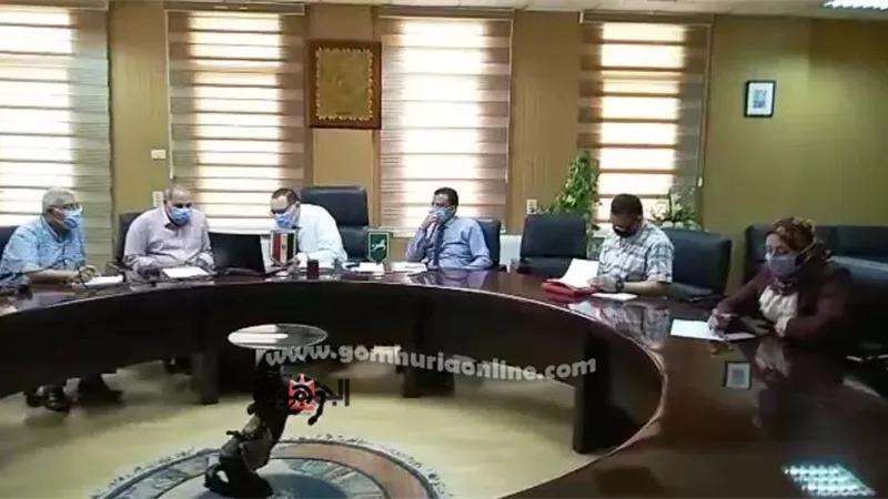 غراب يطلب من رؤساء المراكز و المدن سرعة الإنتهاء من فحص طلبات تقنين أراضي أملاك الدولة
