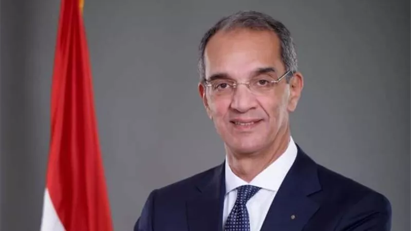 الاتصالات تعلن القواعد التنظيمية الجديدة لتنقل عملاء المحمول بنفس الرقم بين شركات