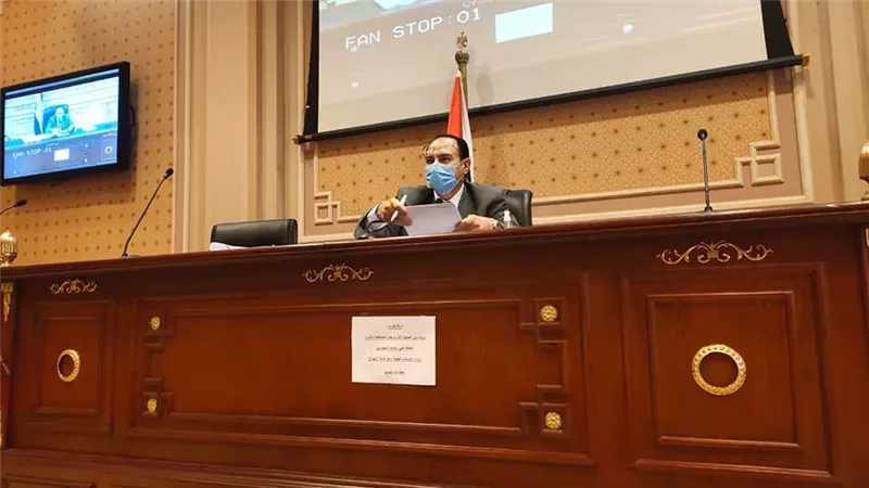 عبد الواحد: خطة متكاملة لاستخدام التكنولوجيا الرقمية والادارة الالكترونية لكافة مرافق النقل