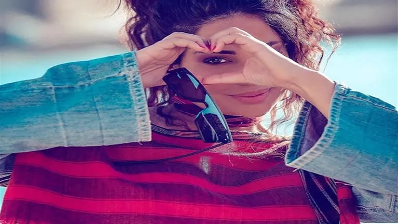 غنوة محمود تخطف قلوب متابعيها بأحدث إطلالتها عبر انستجرام