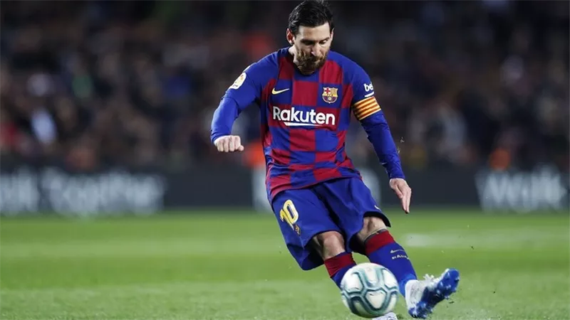مدرب برشلونة يكشف موقف ميسي من المشاركة في مباراة مايوركا