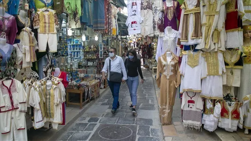 الجزائر تبدأ خطة استئناف الأنشطة الاقتصادية