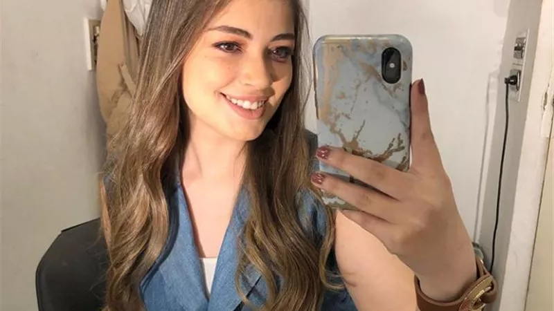 بإبتسامة رقيقة.. ليلى زاهر تشارك جمهورها سيلفى عبر انستجرام (صور)