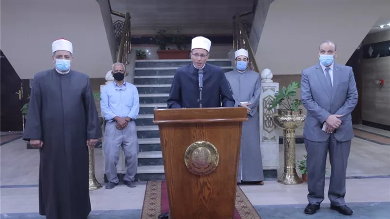 وكيل الأزهر: الإمام الأكبر وجه بتوفير كل عناصر الأمان والتطهير للطلاب وأعضاء اللجان