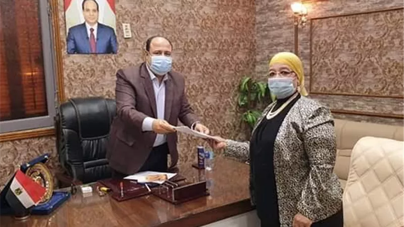 100 الف جنيه من غرفة بنى سويف التجاريه للعماله غير المنتظمه