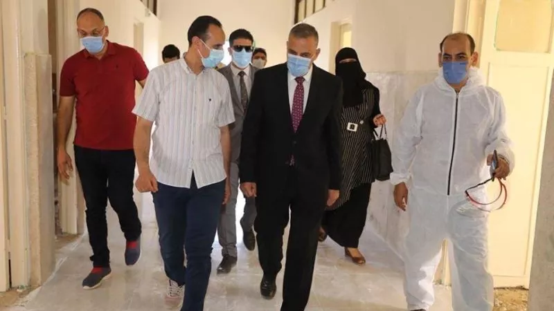 محافظ سوهاج يتفقد مستشفى الصدر بجزيرة شندويل..صور