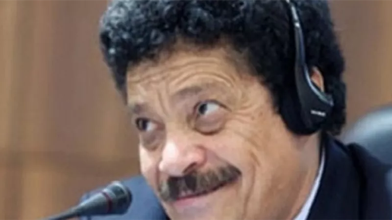 تعليق نارى من عضو الاتحاد الأفريقى السابق بشأن لقب نادى القرن.. تعرف عليه
