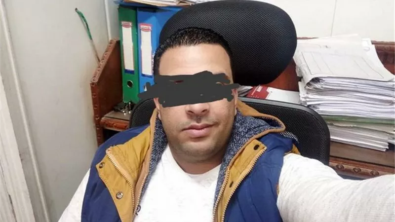 القبض مقاول بالشرابية هارب من 13 حكم حبس ب 2 مليون