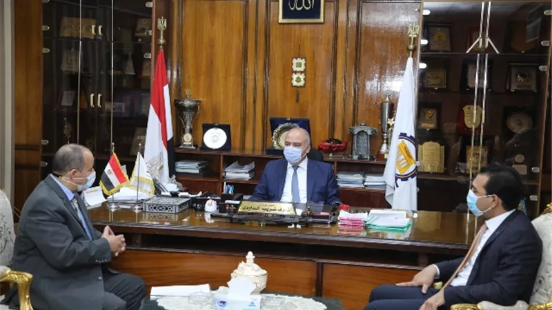 محافظ قنا يعتمد درجات القبول بالمدارس الثانوية العام والفني تعرف عليها