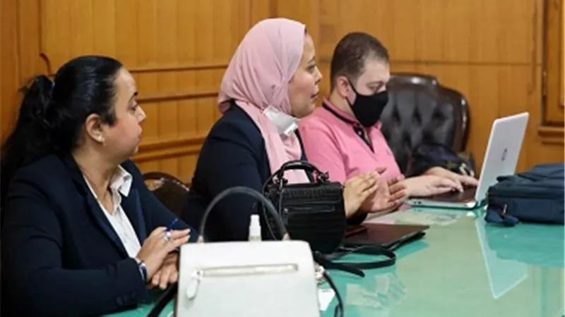 نقيب المحامين: إتمام التعاقد على 150 ألف كمامة.. صور