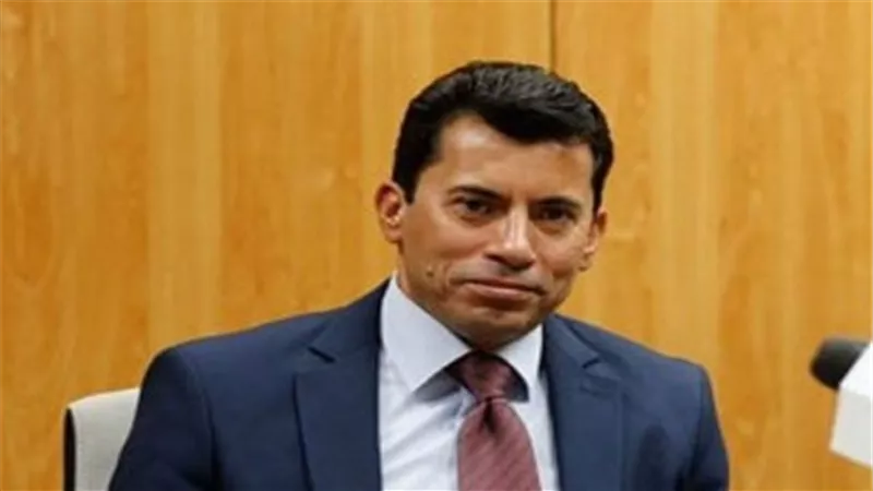 وزير الرياضة يعلن موعد إعادة فتح الأندية واسئناف النشاط الرياضي