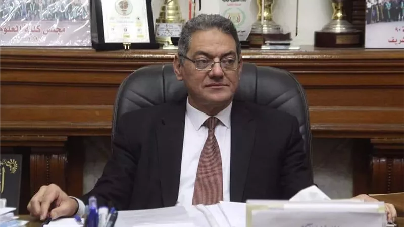 عميد علوم القاهرة يطلق مبادرة 