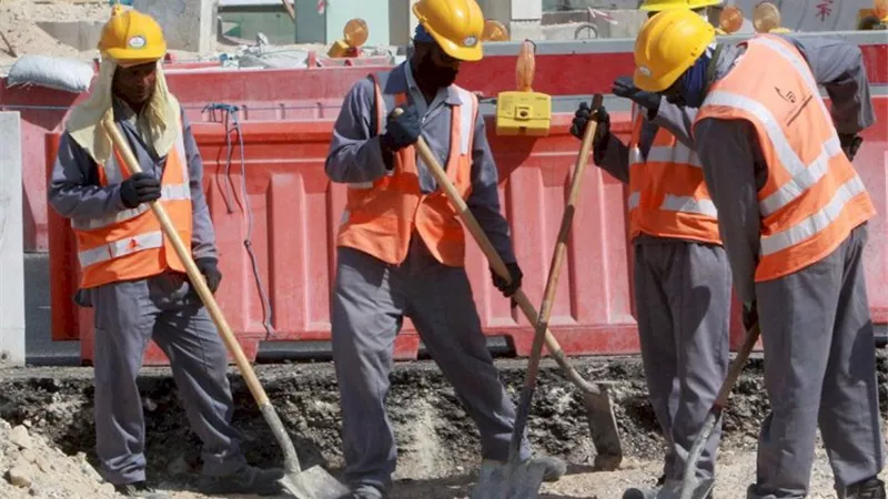 العفو الدولية حقوق العمال فى قطر مازالت عرضة للانتهاكات