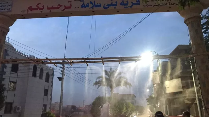 بني سلامة تتحدي كورونا بسواعد الشباب.. لجنة أهلية تواجة الأزمة بامكانيات القرية
