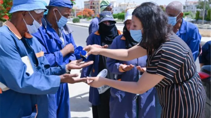 أنا إنسان حملة توعوية عن سبل الحماية الشخصية لعمال النظافة