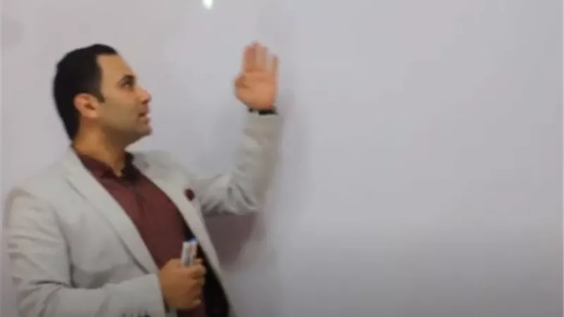 كيفية حل سؤال المحادثة Dialogue بسهولة لضمان الحصول على الدرجات النهائية فى اللغة الانجليزية للثانوية العامة 2020