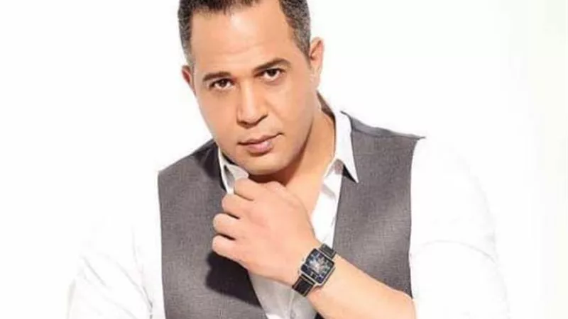 مصطفى درويش يحذر مخالطيه بعد شعوره بفقدان حاسة التذوق واشتباه إصابته بكورونا