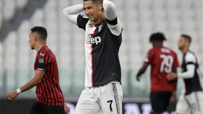 تأهل يوفنتوس لنهائي كأس إيطاليا بالتعادل أمام ميلان .. طرد ريبيتش وحسرة رونالدو في أبرز لقطات المباراة