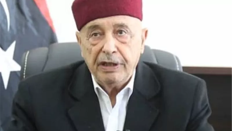 رئيس البرلمان الليبى يصل الجزائر لإجراء مباحثات بشأن الأوضاع فى ليبيا