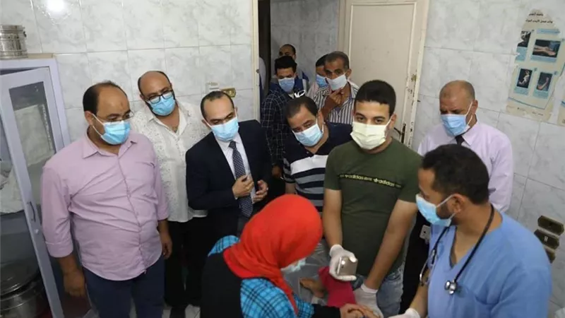 نائب محافظ سوهاج يتفقد مستشفى ساقلتة المركزي..صور