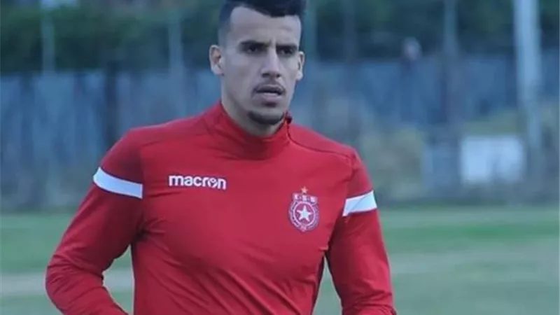 لاعب النجم الساحلى يبتعد عن الزمالك