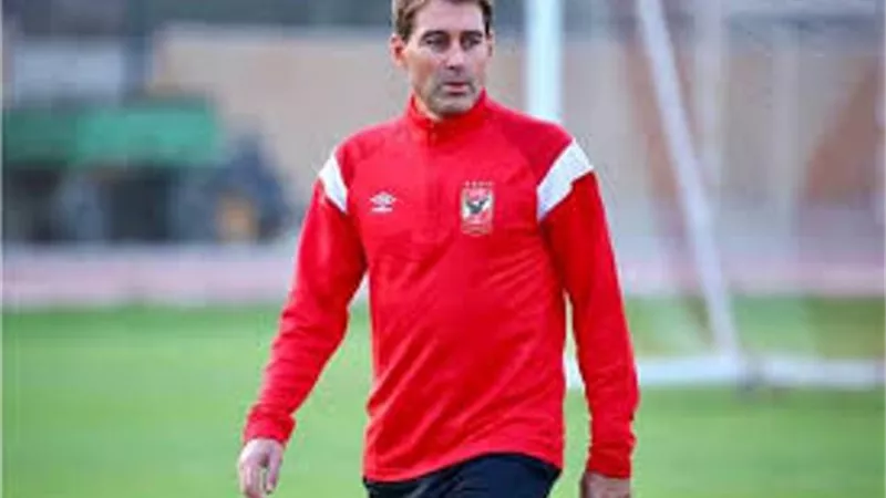 نجم الاهلى السابق يكشف عدم تجديد فايلر