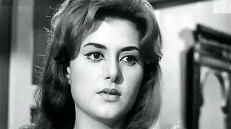 اول ظهور زر للفنانة ليلى طاهر بعد غياب ٦سنوات.. شاهد