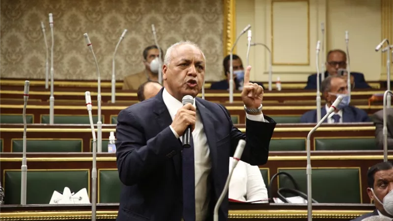 بكرى يطالب بالتواصل مع الأمم المتحدة للافراج عن ٢٠٠ مصري محتجزين بليبيا