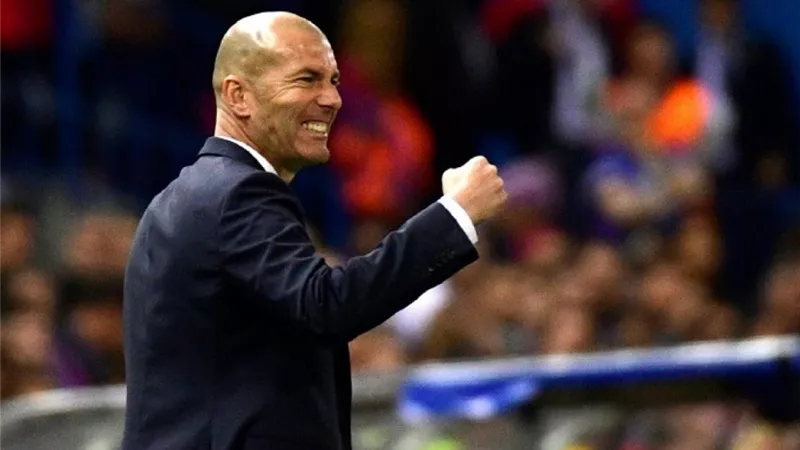 ريال مدريد ضد إيبار.. زيدان يحقق رقمًا قياسيًا جديدًا مع الملكى