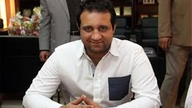 احمد مرتضى ممثلا عن الزمالك فى جلسة الاندية بالجبلاية