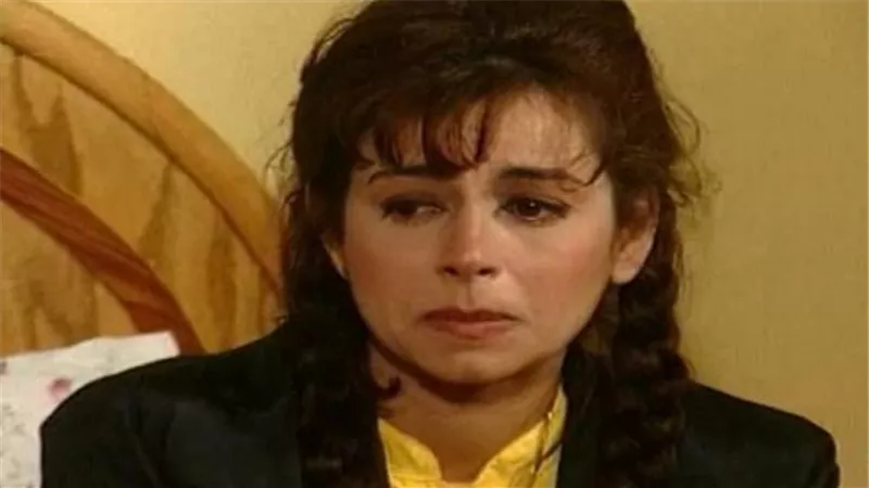 اول تعليق من ناهد رشدي على فرح سنية فى مسلسل لن أعيش في جلباب أبي .. فيديو