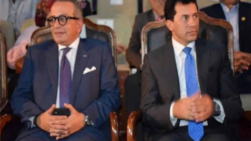 أشرف صبحي: الفيفا هو من يحسم مصير اللجنة الخماسية