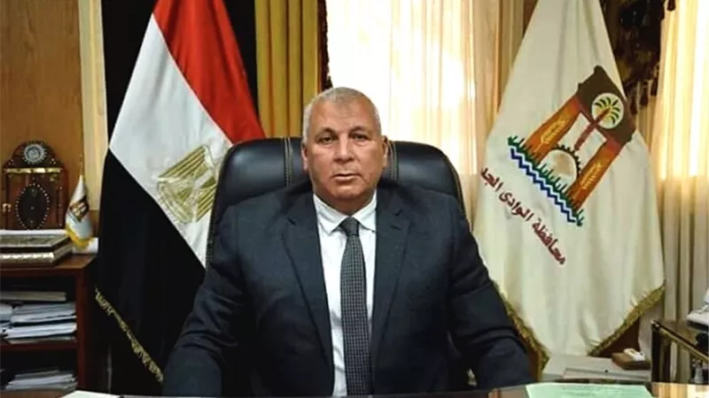 إقامة وسيارة ومصروف شهرى مجانا لطلاب القري البعيدة فى الوادى الجديد