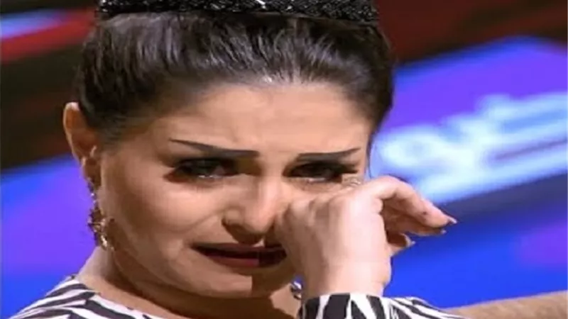 منة فضالى تثير قلق جمهورها.. 