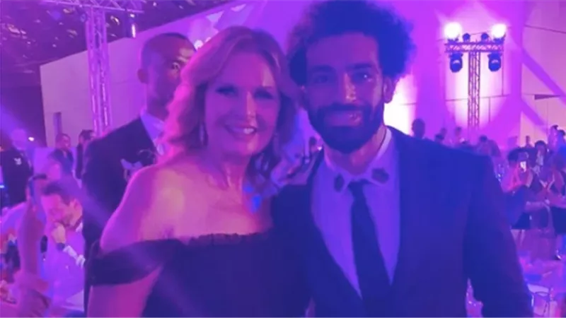 يسرا تهنئ محمد صلاح بعيد ميلاده.. 