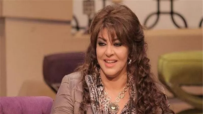 تعرف على العمر الحقيقى للفنانة هالة صدقى فى عيد ميلادها