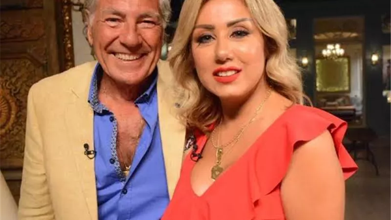 احدث ظهور للفنان مصطفى فهمى وزوجتة.. شاهد