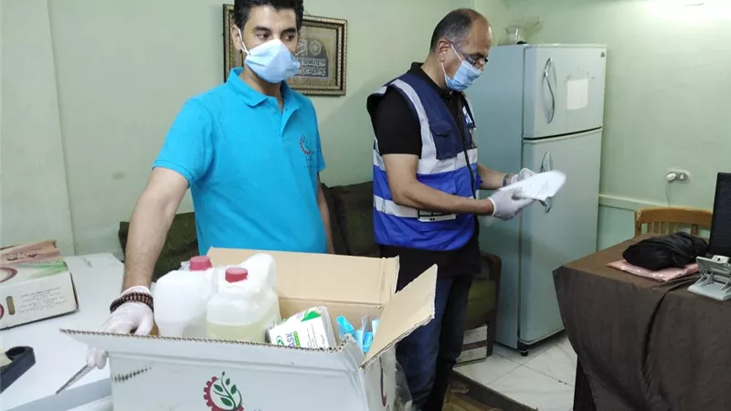 صناع الخير تنتهى من توزيع أدوات وقاية على دور المسنين فى أنحاء الجمهورية