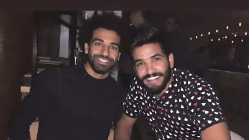 نجم الأهلى يهنئ محمد صلاح بعيد ميلاده الـ 28