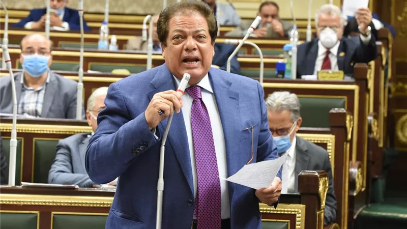 النائب أبو العينين: علينا استغلال الفرص التى أتاحتها أزمة كورونا والاستعداد للعالم الجديد الذى ستخلقه