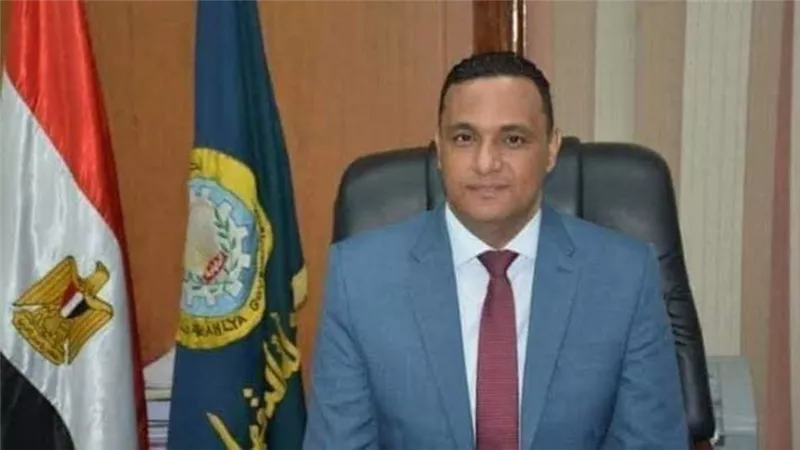 محافظ الدقهلية يتبرع بالدم بعد تعافيه من فيروس كورونا