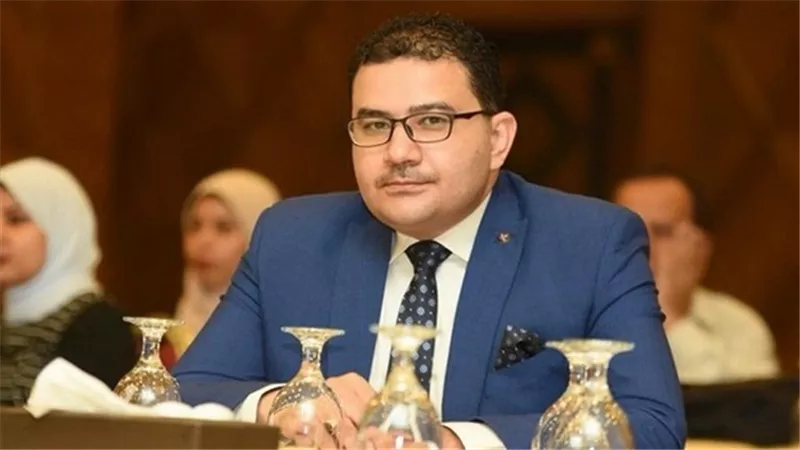 حاتم بكر يشيد بالرئيس ويؤكد نسعي لدعم عجلة الإنتاج وتوفير البدائل لريادة الأعمال