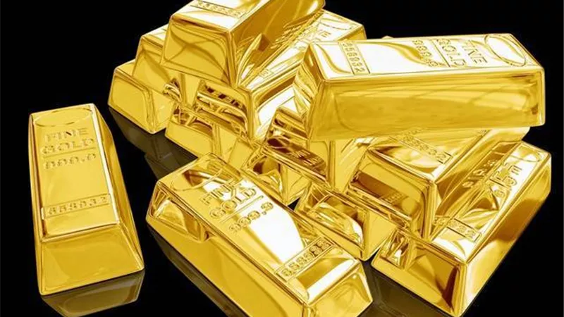 الذهب يتراجع عالميا مع صعود الأسهم بدعم آمال التعافى الاقتصادى