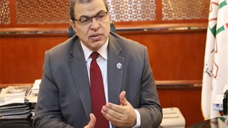 القوي العاملة: صرف 31 مليون جنيه المنحة الرئاسة لـ63 ألف عامل غير منتظم بالجيزة